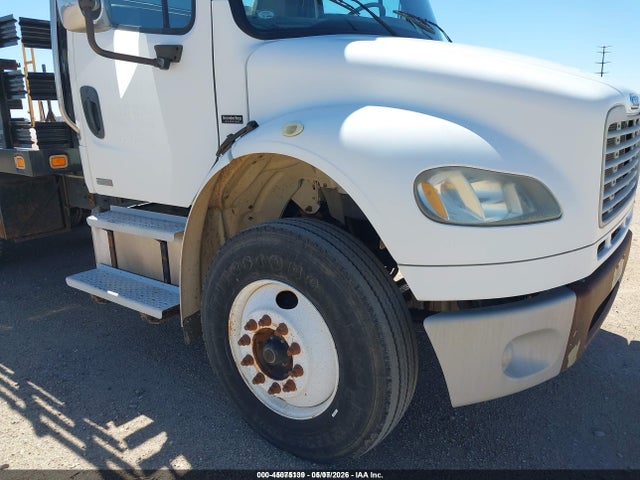 Продажа на аукционе авто 2005 Freightliner M2 106 Medium Duty, vin: 1FVHCYCSX5HU54050, номер лота: 45075139