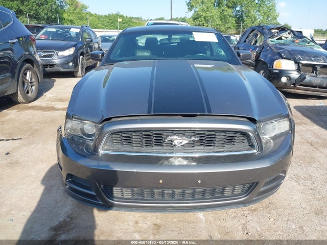 Продажа на аукционе авто 2013 Ford Mustang V6 Premium, vin: 1ZVBP8AM9D5251920, номер лота: 45075160