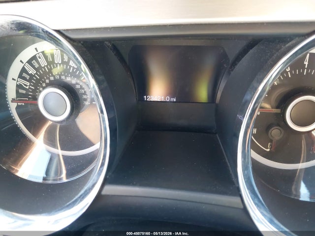 Продажа на аукционе авто 2013 Ford Mustang V6 Premium, vin: 1ZVBP8AM9D5251920, номер лота: 45075160