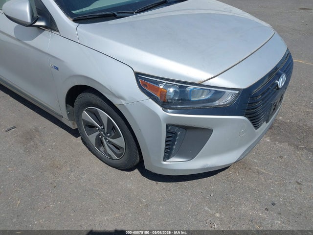 Продажа на аукционе авто 2017 Hyundai Ioniq Hybrid Sel, vin: KMHC75LC4HU035202, номер лота: 45075180