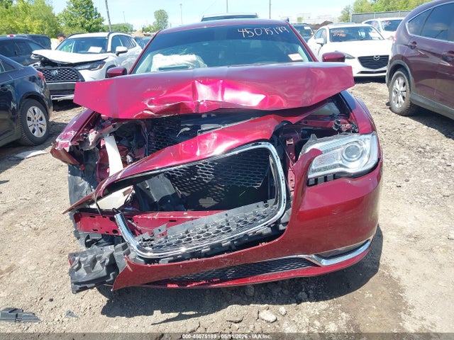 Продажа на аукционе авто 2018 Chrysler 300 Touring L Awd, vin: 2C3CCARG9JH254009, номер лота: 45075189