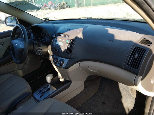 45075196 :رقم المزاد ، KMHDU4AD1AU865161 vin ، 2010 Hyundai Elantra Gls مزاد بيع