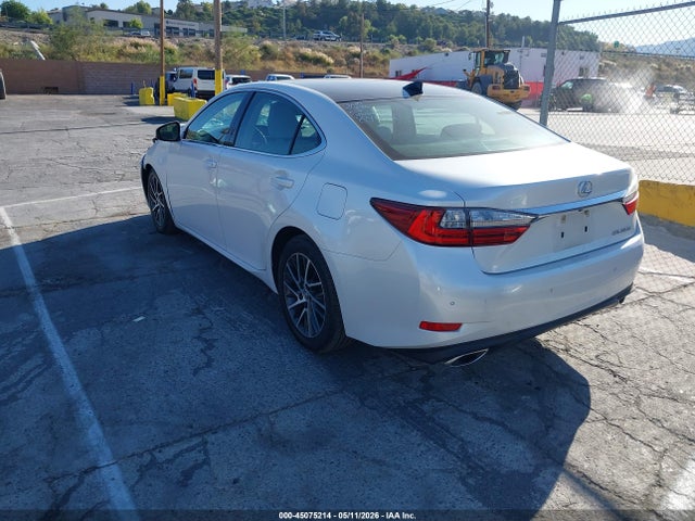 45075214 :رقم المزاد ، 58ABK1GG0HU068402 vin ، 2017 Lexus Es 350 مزاد بيع