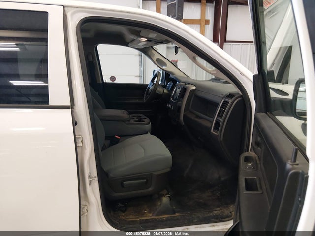 Продаж на аукціоні авто 2019 Ram 1500 Classic Tradesman  4x4 5'7 Box, vin: 1C6RR7KG9KS651447, номер лоту: 45075228