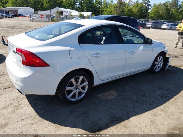 Volvo S60 T5 Drive-e 2016 YV126MFJXG2391908 Image 4