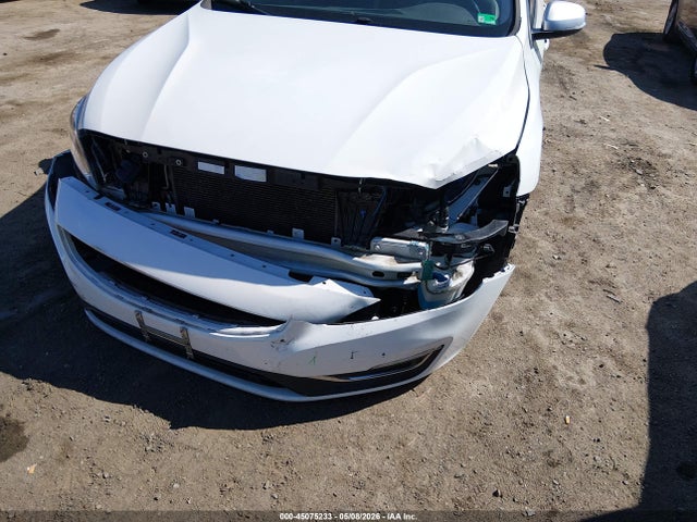 Volvo S60 T5 Drive-e 2016 YV126MFJXG2391908 Image 6