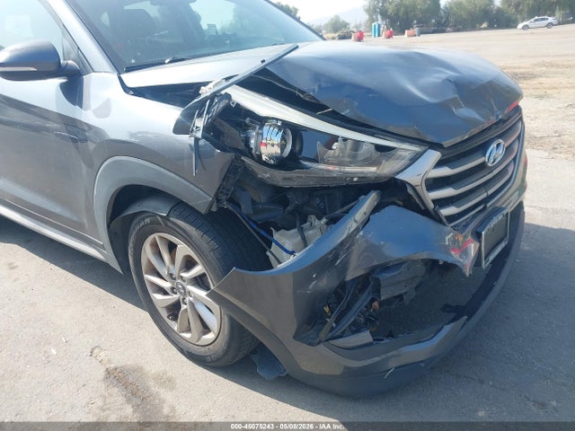 Продаж на аукціоні авто 2017 Hyundai Tucson Se Plus, vin: KM8J33A49HU408592, номер лоту: 45075243