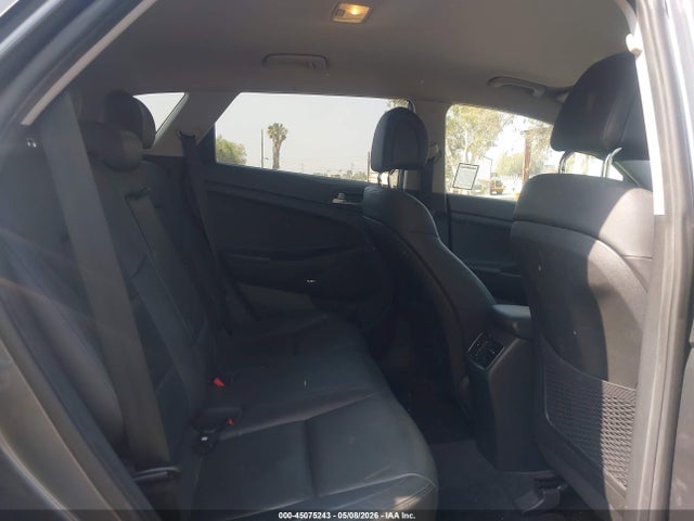 Продаж на аукціоні авто 2017 Hyundai Tucson Se Plus, vin: KM8J33A49HU408592, номер лоту: 45075243
