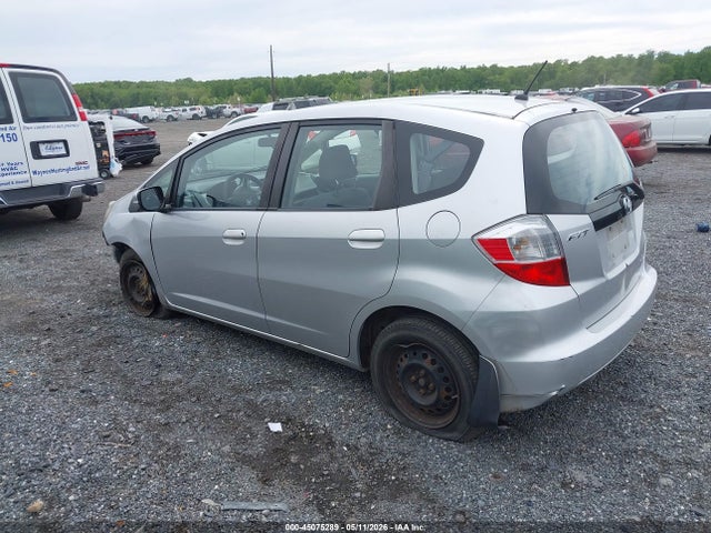 2013 Honda Fit მანქანა იყიდება აუქციონზე, vin: JHMGE8G39DC017154, აუქციონის ნომერი: 45075289