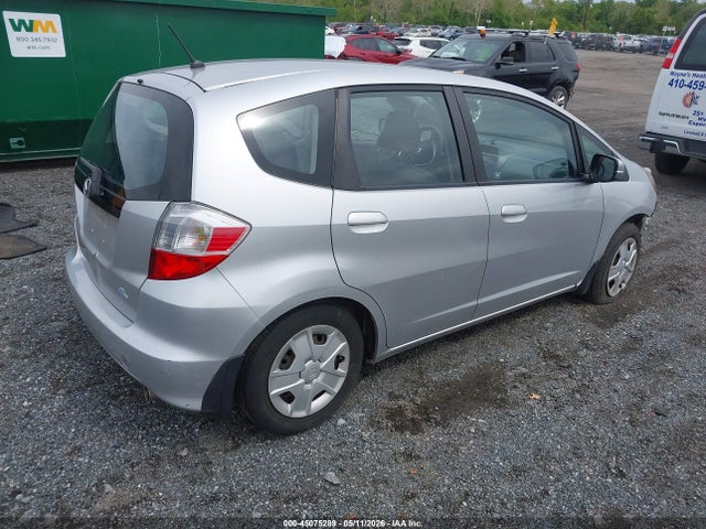 2013 Honda Fit მანქანა იყიდება აუქციონზე, vin: JHMGE8G39DC017154, აუქციონის ნომერი: 45075289