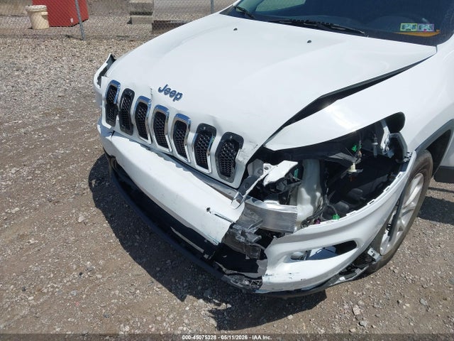 45075328 :رقم المزاد ، 1C4PJMCS0GW322144 vin ، 2016 Jeep Cherokee Latitude مزاد بيع