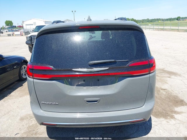 Auction sale of the 2022 Chrysler Pacifica Touring L, vin: 2C4RC1BG2NR167732, lot number: 45075332