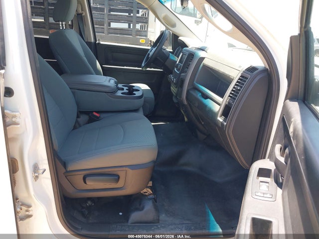 Продаж на аукціоні авто 2018 Ram 1500 Tradesman  4x2 6'4 Box, vin: 1C6RR6FG2JS296544, номер лоту: 45075344