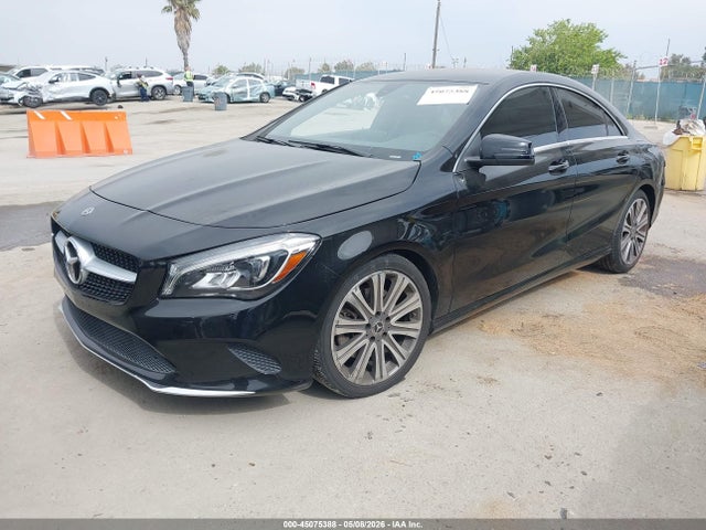 Mercedes-Benz CLA 250 2018 WDDSJ4EB6JN586656 Image 2