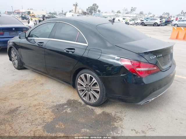 Mercedes-Benz CLA 250 2018 WDDSJ4EB6JN586656 Image 3