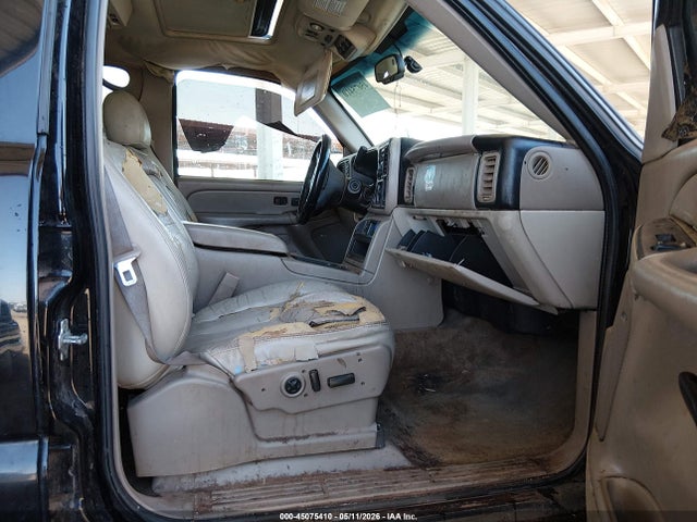 45075410 :رقم المزاد ، 3GNFK16ZX4G342628 vin ، 2004 Chevrolet Suburban 1500 Z71 مزاد بيع