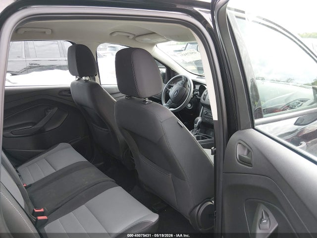 45075431 :رقم المزاد ، 1FMCU0F72HUD92016 vin ، 2017 Ford Escape S مزاد بيع