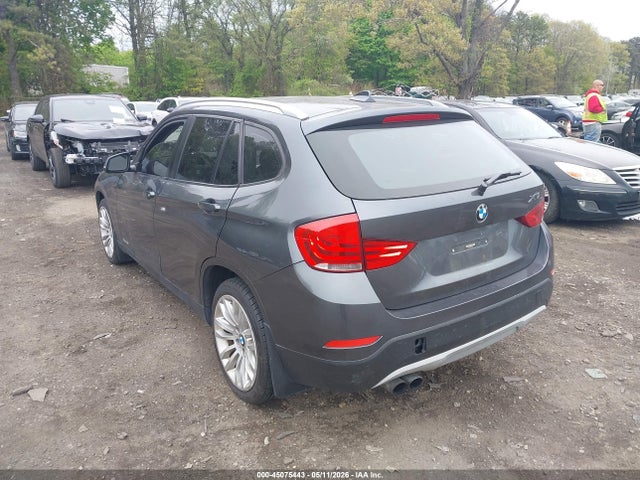 2015 Bmw X1 Xdrive28i მანქანა იყიდება აუქციონზე, vin: WBAVL1C50FVY30352, აუქციონის ნომერი: 45075443