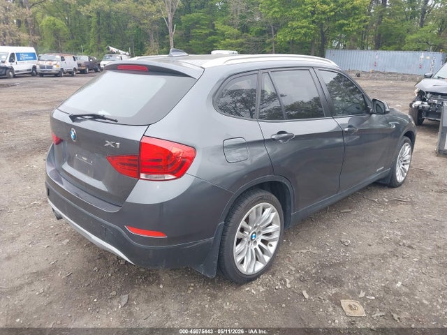 2015 Bmw X1 Xdrive28i მანქანა იყიდება აუქციონზე, vin: WBAVL1C50FVY30352, აუქციონის ნომერი: 45075443