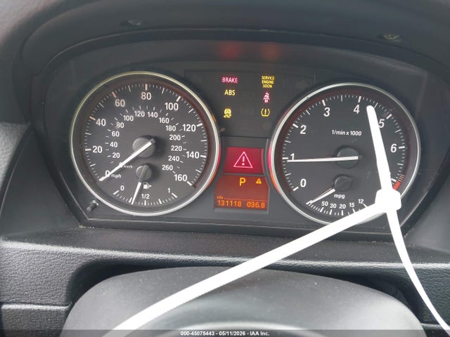 2015 Bmw X1 Xdrive28i მანქანა იყიდება აუქციონზე, vin: WBAVL1C50FVY30352, აუქციონის ნომერი: 45075443