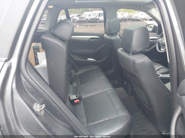 2015 Bmw X1 Xdrive28i მანქანა იყიდება აუქციონზე, vin: WBAVL1C50FVY30352, აუქციონის ნომერი: 45075443