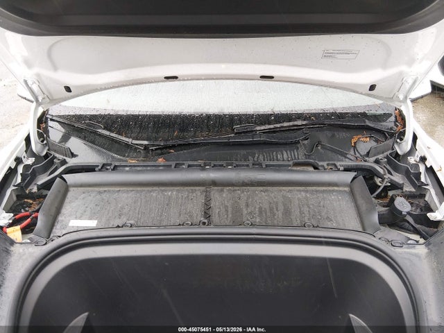 2022 Tesla Model Y Long Range Dual Motor All-wheel Drive მანქანა იყიდება აუქციონზე, vin: 7SAYGDEE8NF568681, აუქციონის ნომერი: 45075451