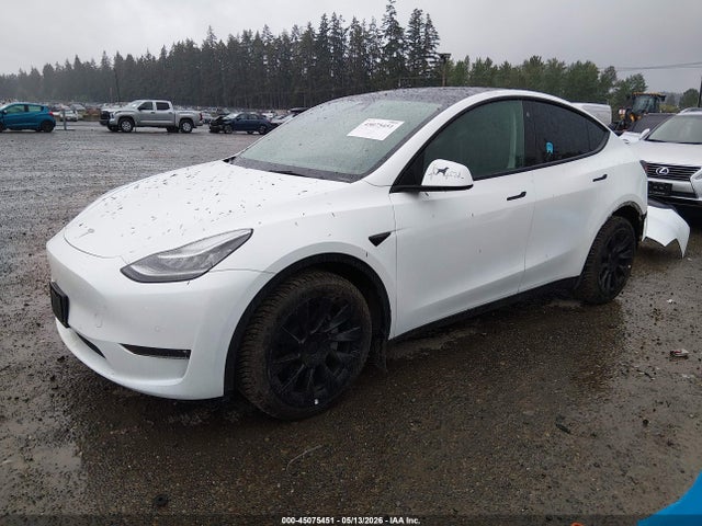 2022 Tesla Model Y Long Range Dual Motor All-wheel Drive მანქანა იყიდება აუქციონზე, vin: 7SAYGDEE8NF568681, აუქციონის ნომერი: 45075451