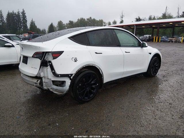 2022 Tesla Model Y Long Range Dual Motor All-wheel Drive მანქანა იყიდება აუქციონზე, vin: 7SAYGDEE8NF568681, აუქციონის ნომერი: 45075451