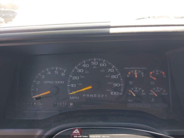 45075464 :رقم المزاد ، 3GNGK26J6XG150440 vin ، 1999 Chevrolet Suburban 2500 مزاد بيع