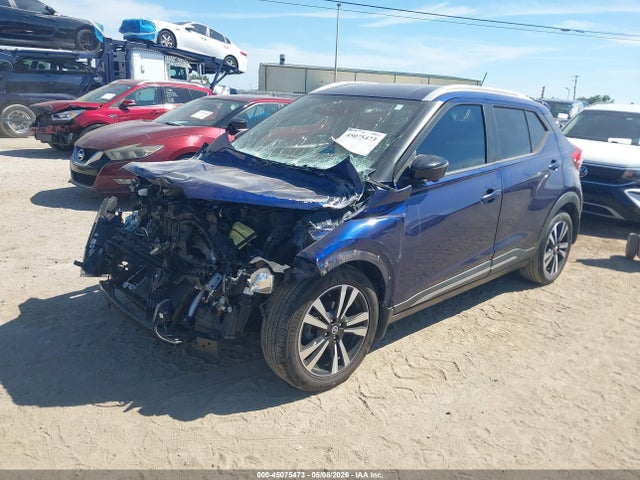 45075473 :رقم المزاد ، 3N1CP5CU8JL534939 vin ، 2018 Nissan Kicks Sr مزاد بيع