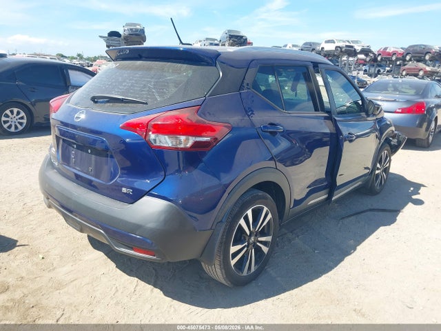 45075473 :رقم المزاد ، 3N1CP5CU8JL534939 vin ، 2018 Nissan Kicks Sr مزاد بيع