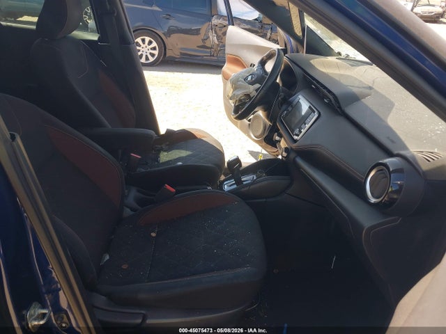 45075473 :رقم المزاد ، 3N1CP5CU8JL534939 vin ، 2018 Nissan Kicks Sr مزاد بيع