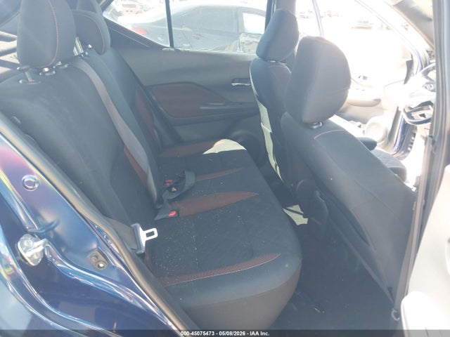 45075473 :رقم المزاد ، 3N1CP5CU8JL534939 vin ، 2018 Nissan Kicks Sr مزاد بيع