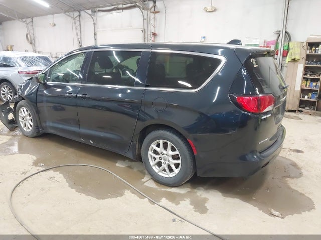 Продажа на аукционе авто 2017 Chrysler Pacifica Touring, vin: 2C4RC1DG3HR695149, номер лота: 45075499