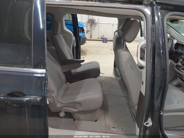 Продажа на аукционе авто 2017 Chrysler Pacifica Touring, vin: 2C4RC1DG3HR695149, номер лота: 45075499
