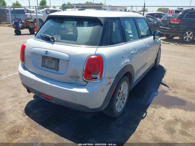 2015 Mini Hardtop Cooper მანქანა იყიდება აუქციონზე, vin: WMWXS5C55FT833438, აუქციონის ნომერი: 45075504