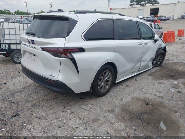 45075509 :رقم المزاد ، 5TDYRKEC1RS214139 vin ، 2024 Toyota Sienna Xle مزاد بيع