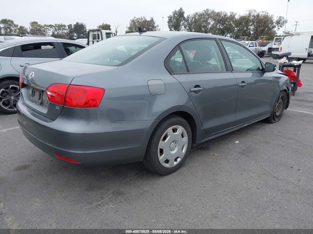 3VWD17AJ6EM325834 Volkswagen Jetta 1.8t Se