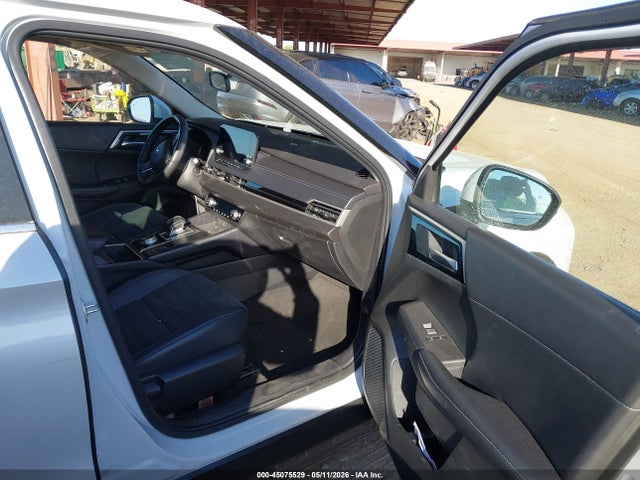 Aukcja sprzedaży 2022 Mitsubishi Outlander Black Edition 2wd/se 2.5 2wd/se Launch Edition 2wd, vin: JA4J3UA82NZ090658, numer aukcji: 45075529