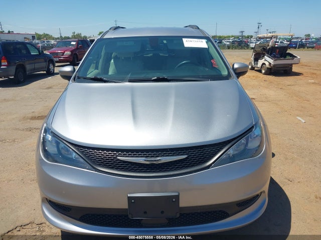 45075558 :رقم المزاد ، 2C4RC1DG3MR566323 vin ، 2021 Chrysler Voyager Lxi مزاد بيع