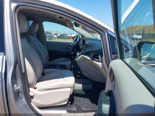 45075558 :رقم المزاد ، 2C4RC1DG3MR566323 vin ، 2021 Chrysler Voyager Lxi مزاد بيع