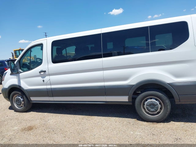 1FBZX2YM0JKB31249 Ford Transit-350 Xl