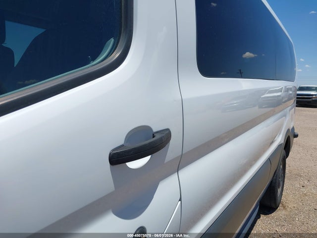 1FBZX2YM0JKB31249 Ford Transit-350 Xl