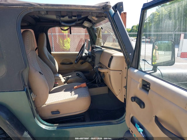 45075597 :رقم المزاد ، 1J4FA29P5YP778844 vin ، 2000 Jeep Wrangler Se مزاد بيع
