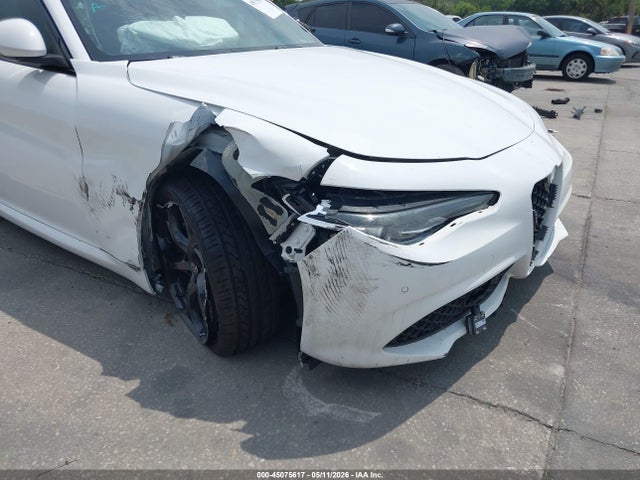 45075617 :رقم المزاد ، ZARFAECN2J7573170 vin ، 2018 Alfa Romeo Giulia Ti Sport مزاد بيع