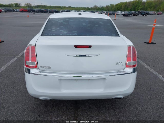 2C3CCAET1EH205623 Chrysler 300C