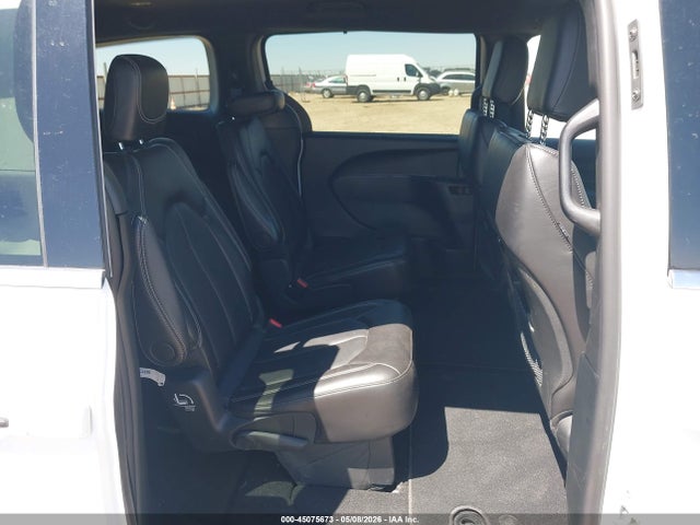 Продажа на аукционе авто 2025 Chrysler Pacifica Select, vin: 2C4RC1BG5SR611777, номер лота: 45075673