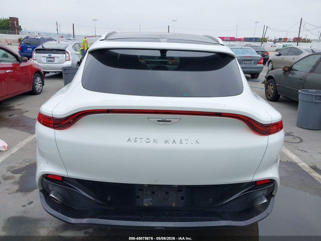 Aston Martin DBX 2021 SCFVUJAW5MTV03886 Image 17