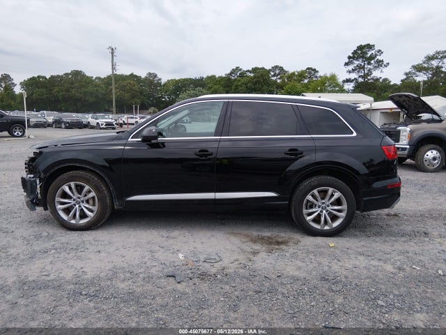 Продажа на аукционе авто 2017 Audi Q7 3.0t Premium, vin: WA1AAAF7XHD000288, номер лота: 45075677