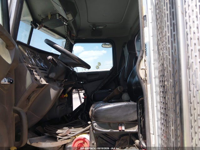 45075674 :رقم المزاد ، 1XPXD49X7LD711880 vin ، 2020 Peterbilt 389 مزاد بيع